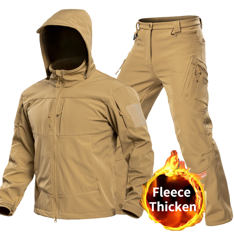 Completo Tattico Softshell da  - Outdoor Sport Winter Jacket recensione e prezzo